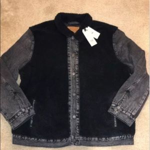 COPY - Levi's Premium Big E Sherpa Trucker Jacket Runs Small Fits More Like A 2x